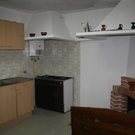 House Nyaraló *