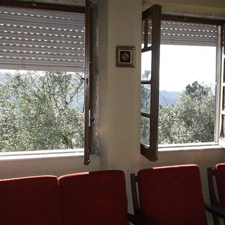 House Nyaraló